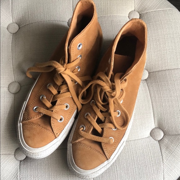 tan converse womens